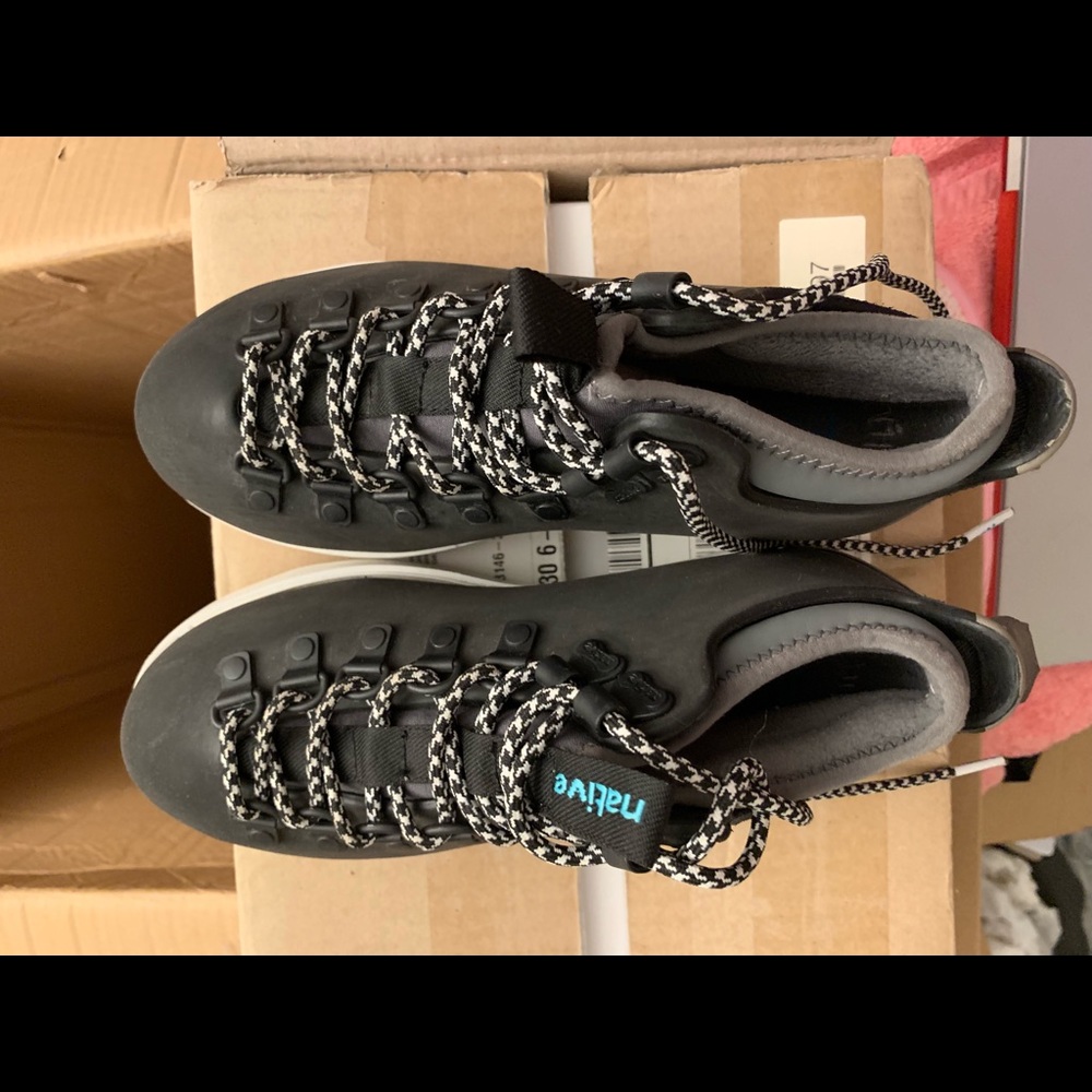 Native sneaker